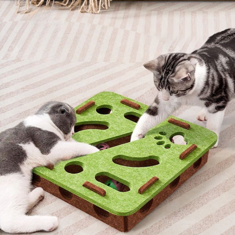 Interactive Felt Puzzle Box for Cats – Square