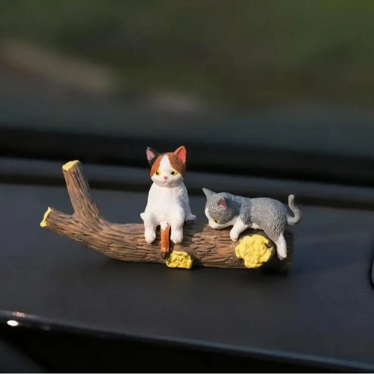 Hand-Painted Mini Cat Desk Figurines-Set of 5 Cute Cartoon Kitty Companions