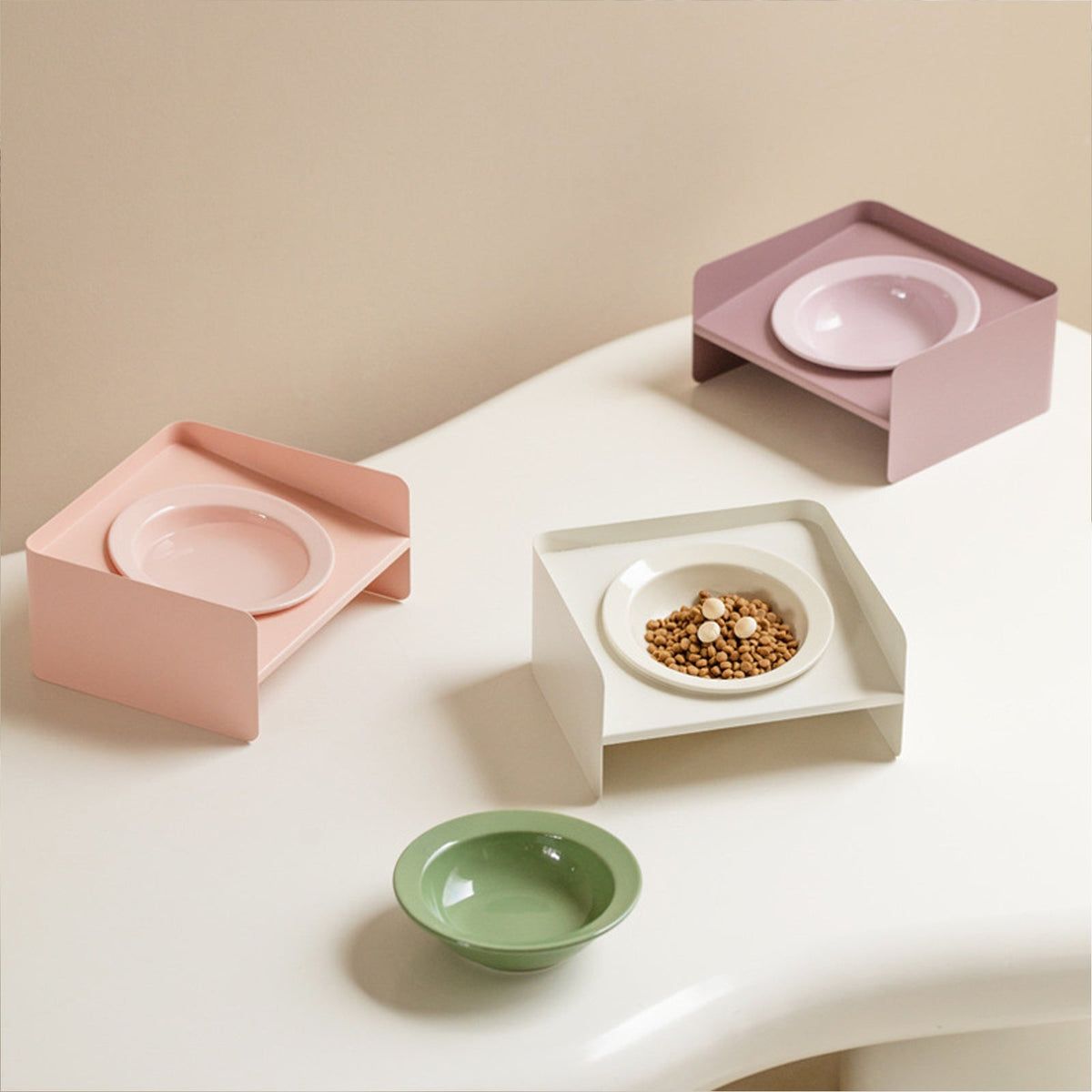 Gamelle Cozy Halo - Mangeoire Inclinée en Céramique et Cadre en Fer