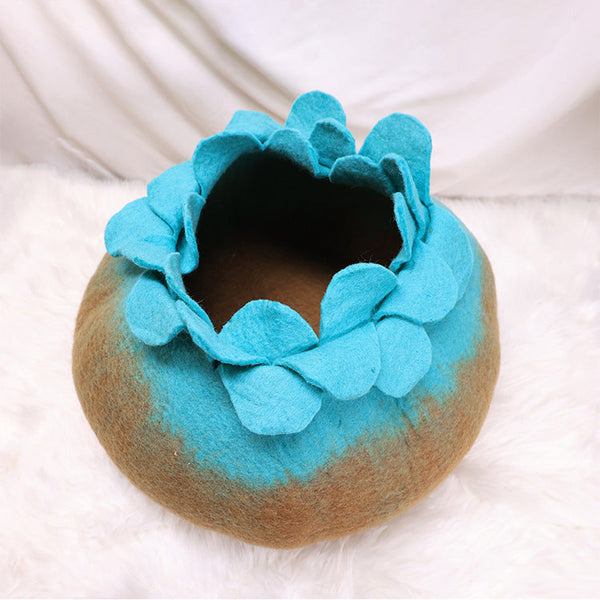 Handmade Nepalese Wool Felt Blue Lotus Cat House - The New Favorite for Cats!