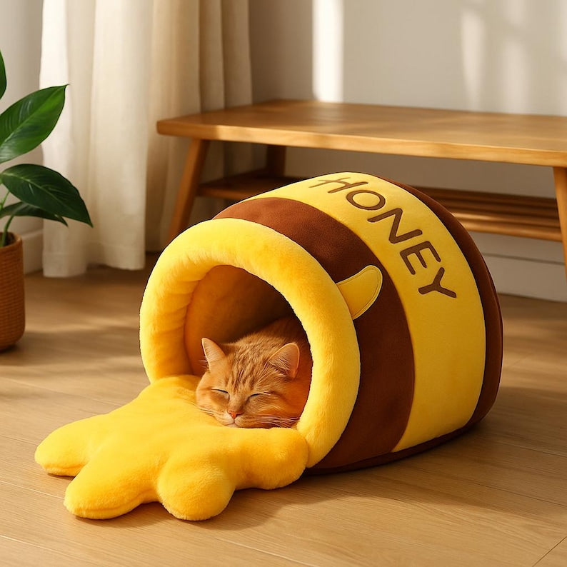 Honeycomb Cat Sofa Bed – Plush Cozy Dome, Washable & Non-Slip